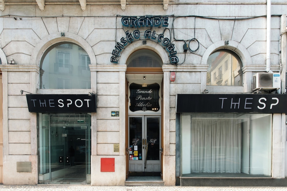 Grande Pensão Alcobia.