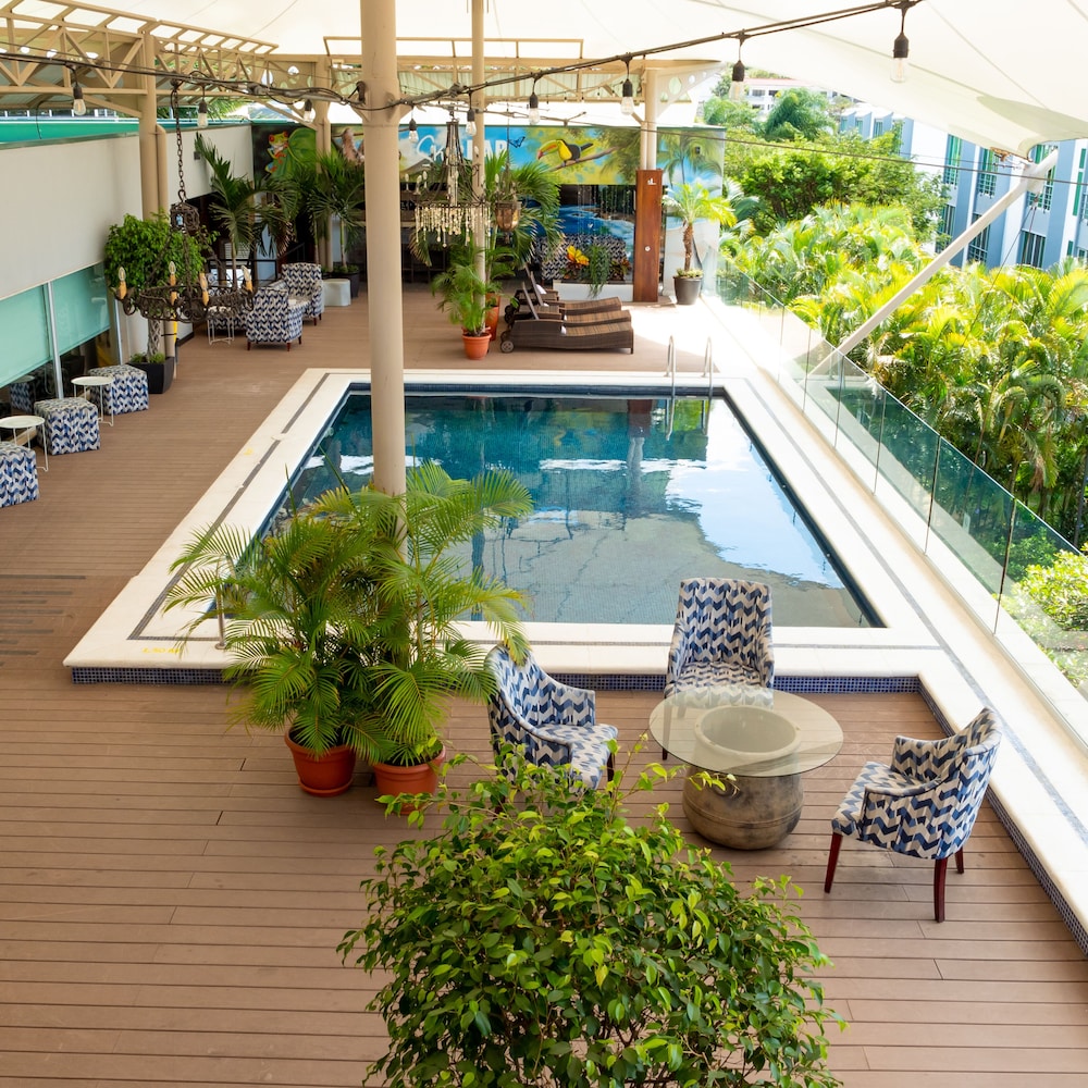 Studio Hotel Boutique.