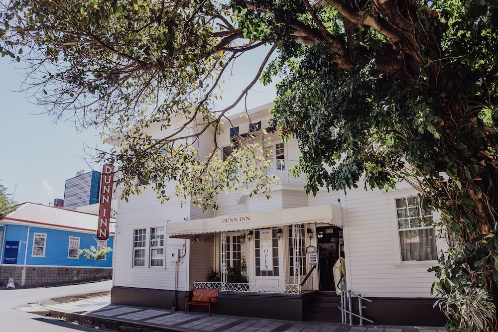 Dunn Inn.