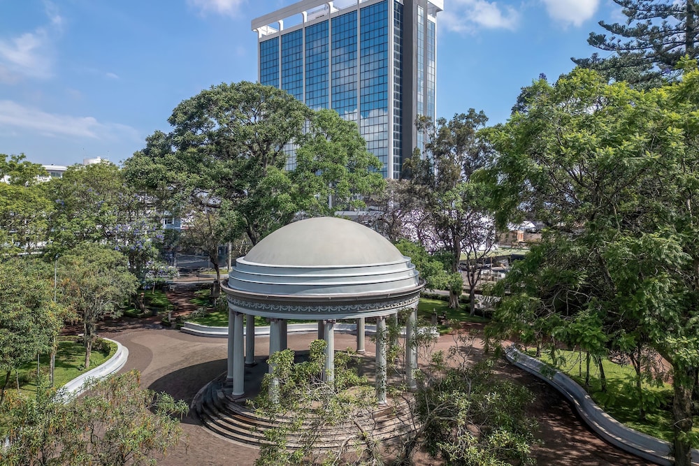 Delta Hotels by Marriott San Jose Aurola.