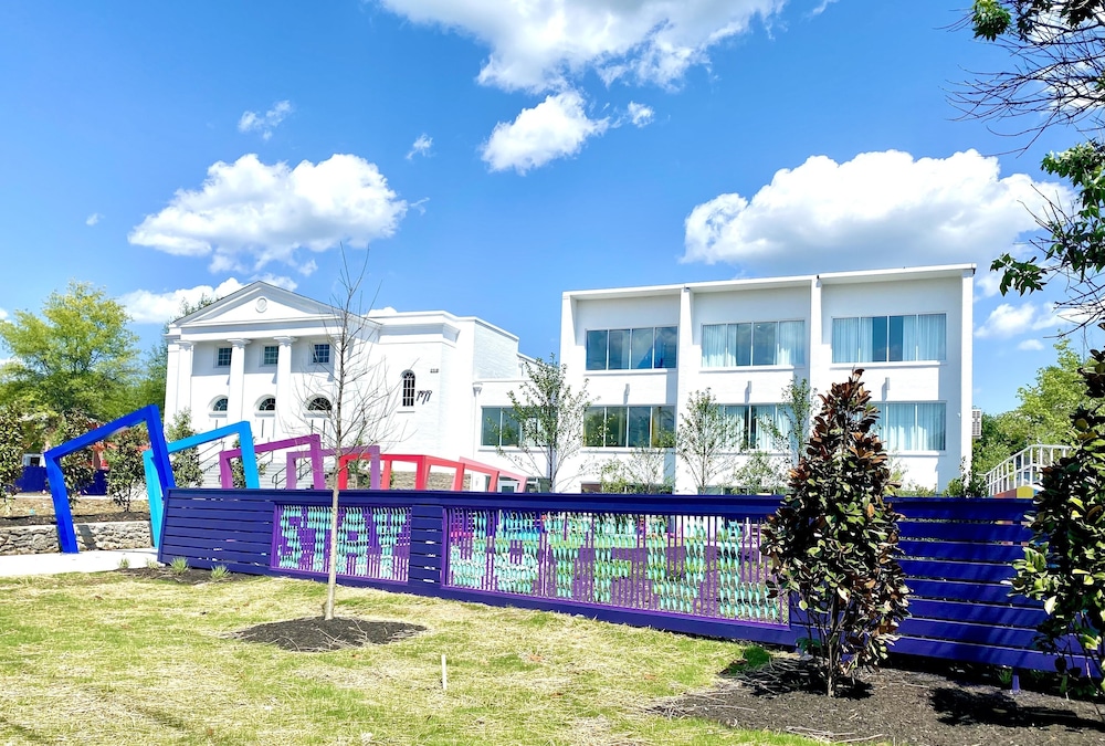 The Gallatin Nashville.