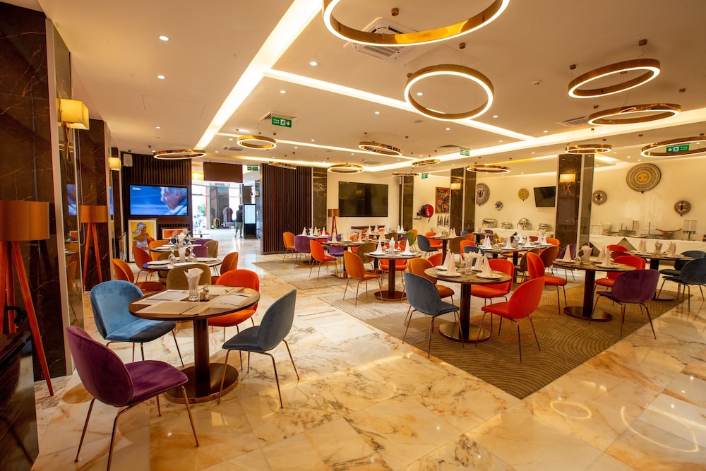 Hôtel Fleur de Lys Point E.