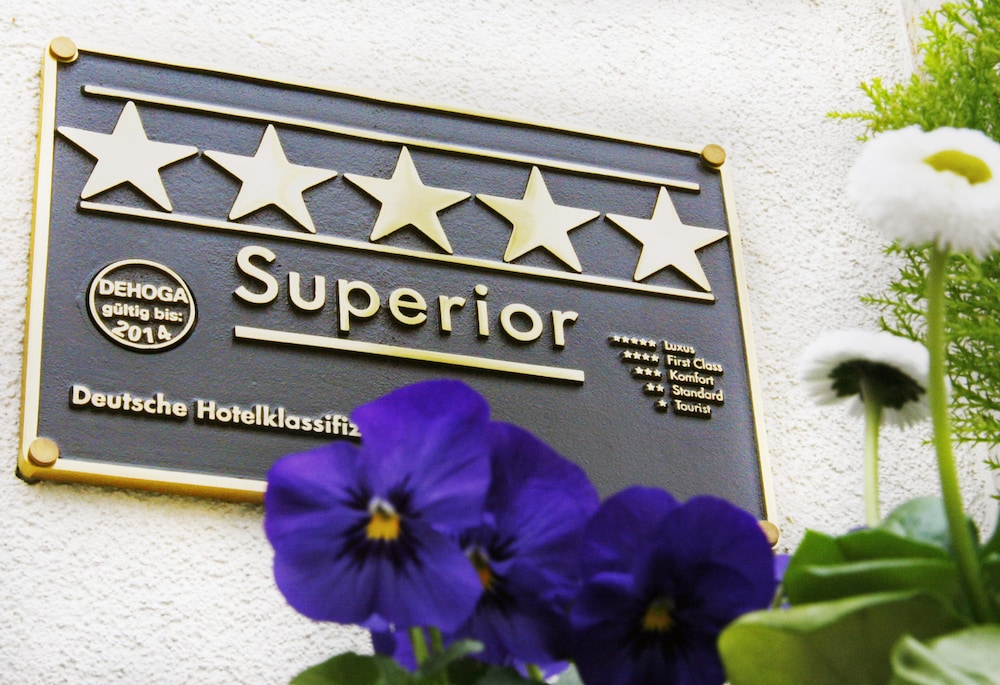 Relais&Châteaux Hotel Bülow Palais.