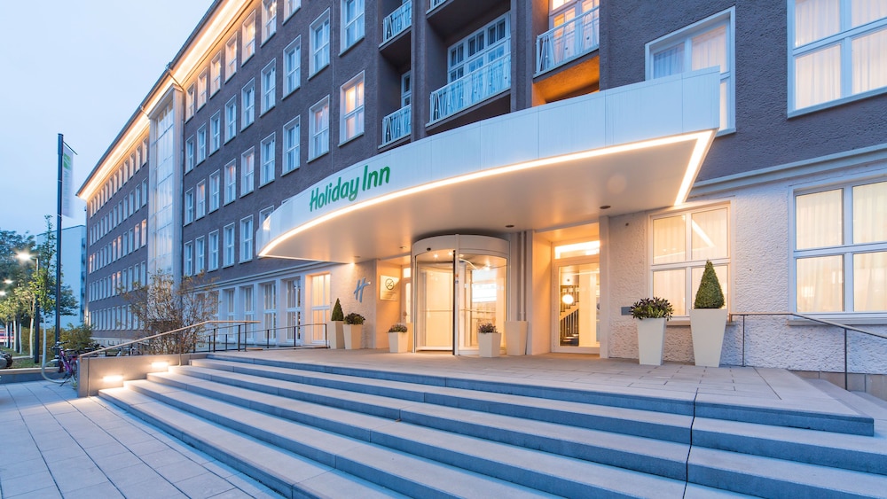 Holiday Inn Dresden - Am Zwinger by IHG.