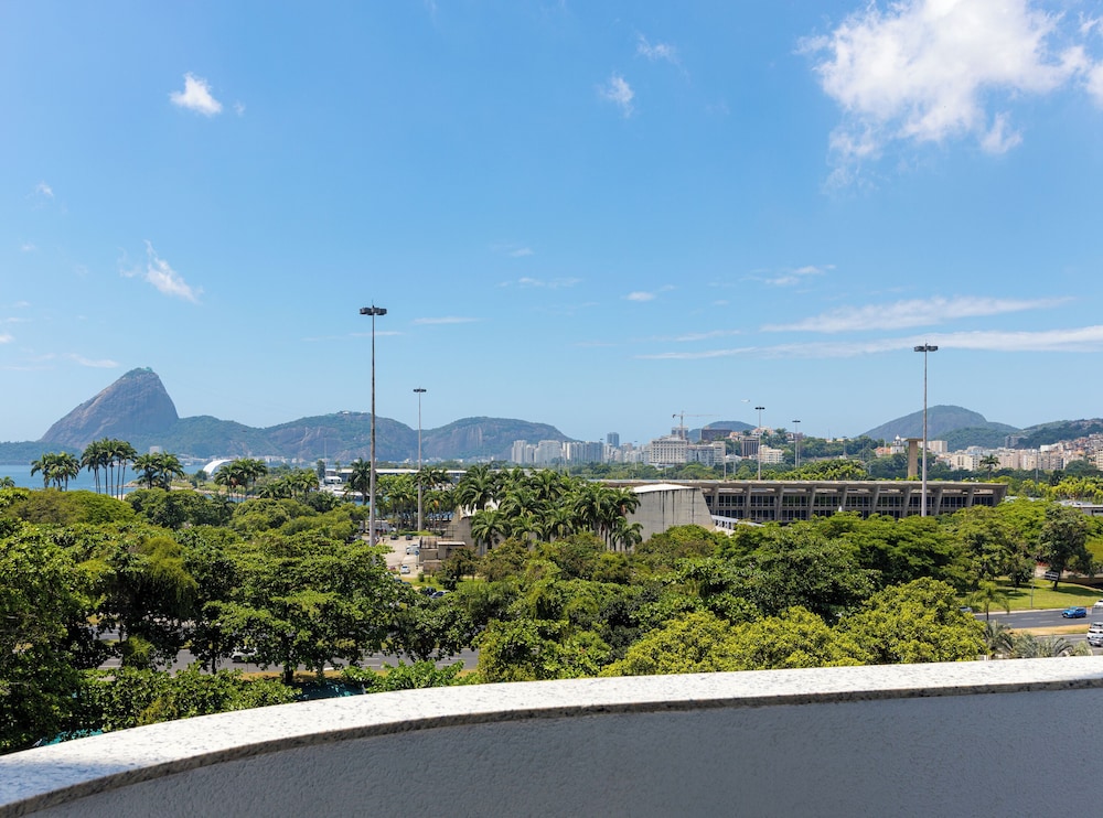 B&B HOTEL Santos Dumont.