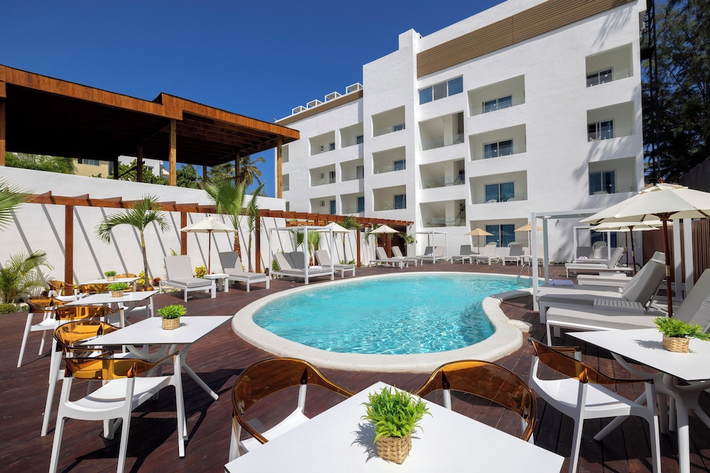 HM Bavaro Beach–Adults Only.