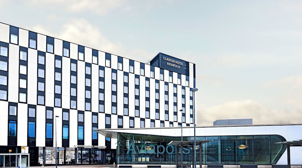 Clarion Hotel Aviapolis.