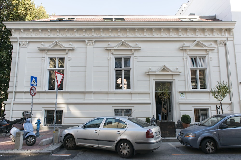 Smokvica Dorćol B&B.