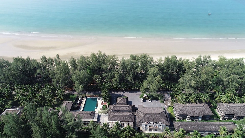 Southsea Khaolak Beach Resort