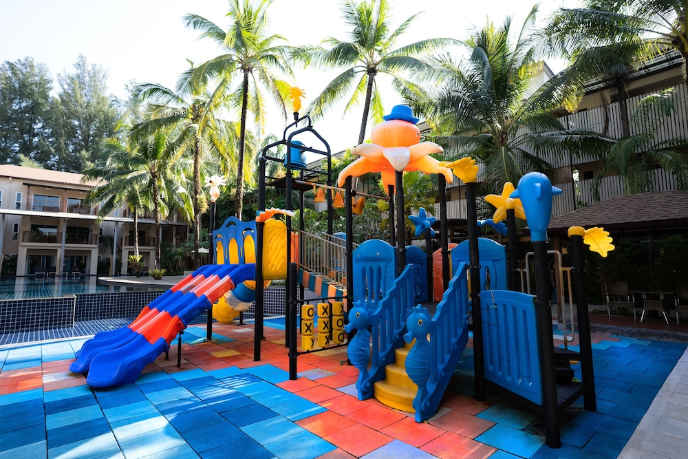 AYARA VILLAS KHAOLAK