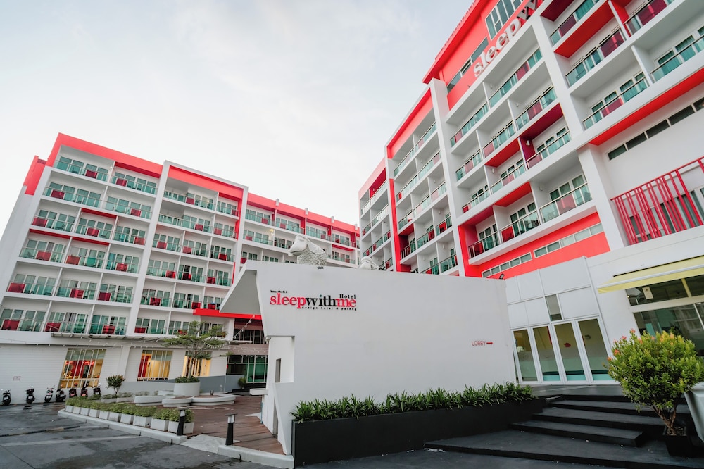 SLEEP WITH ME HOTEL design hotel @ patong afbeelding