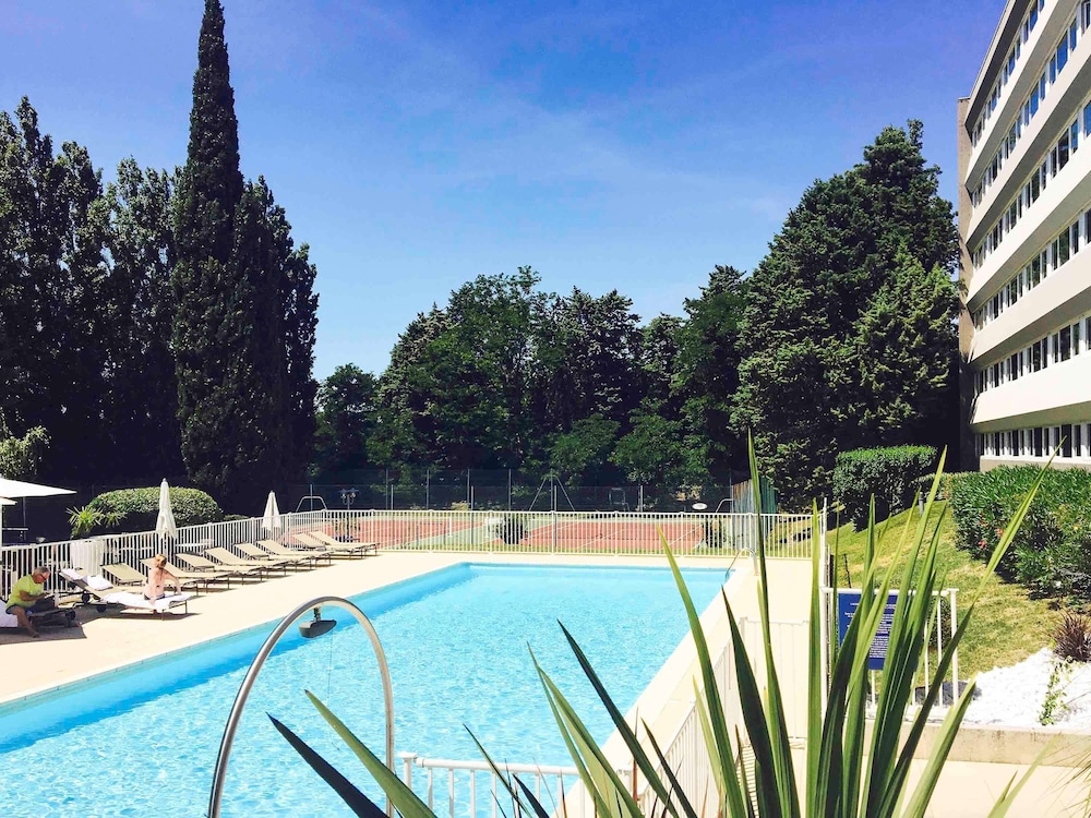Novotel Avignon Nord – Novotel Avignon Nord in Frankrijk