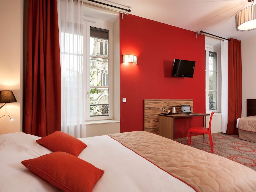 Aparthotel Adagio Lyon Patio Confluence.