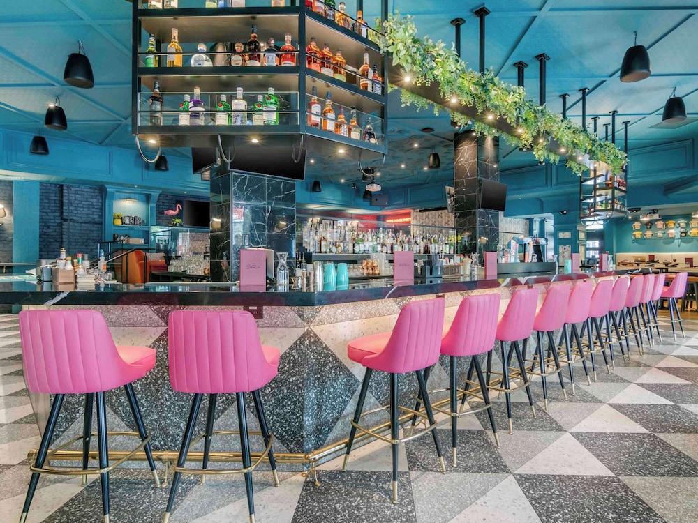 Hotel Belmont Vancouver - MGallery Collection