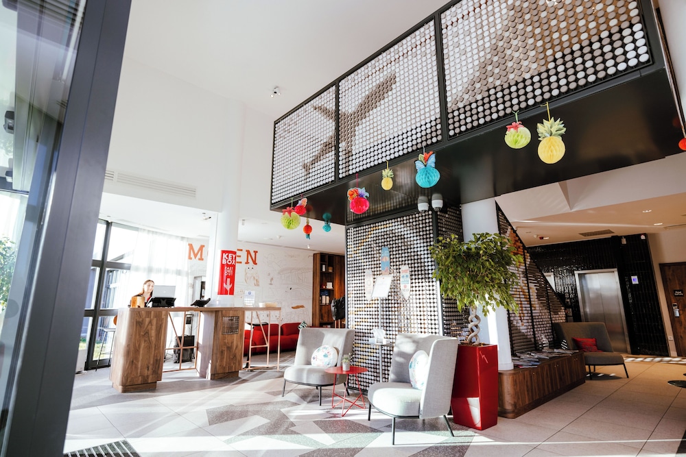 Ibis Luxembourg Aéroport.