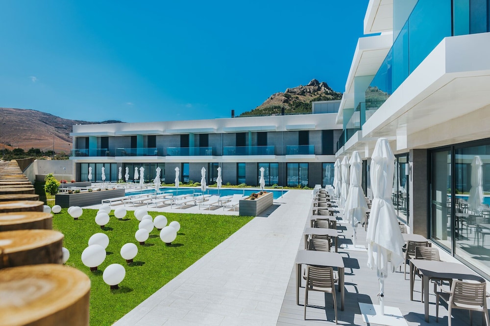 Vila Baleira Village – Vila Baleira Village in Portugal
