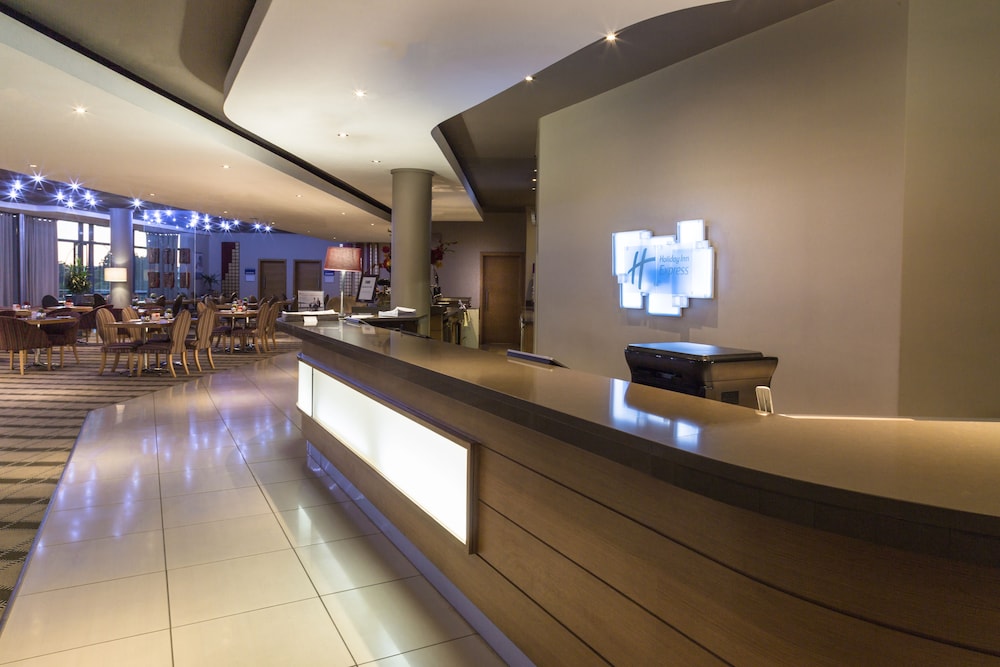 Holiday Inn Express Sandton Woodmead by IHG.