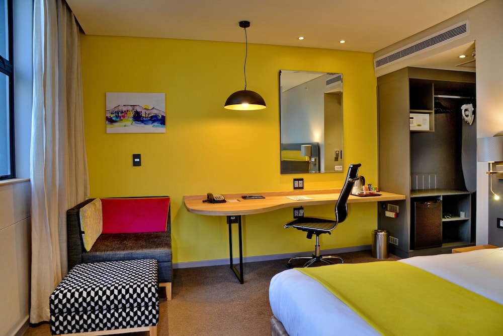 Cresta Grande Cape Town.