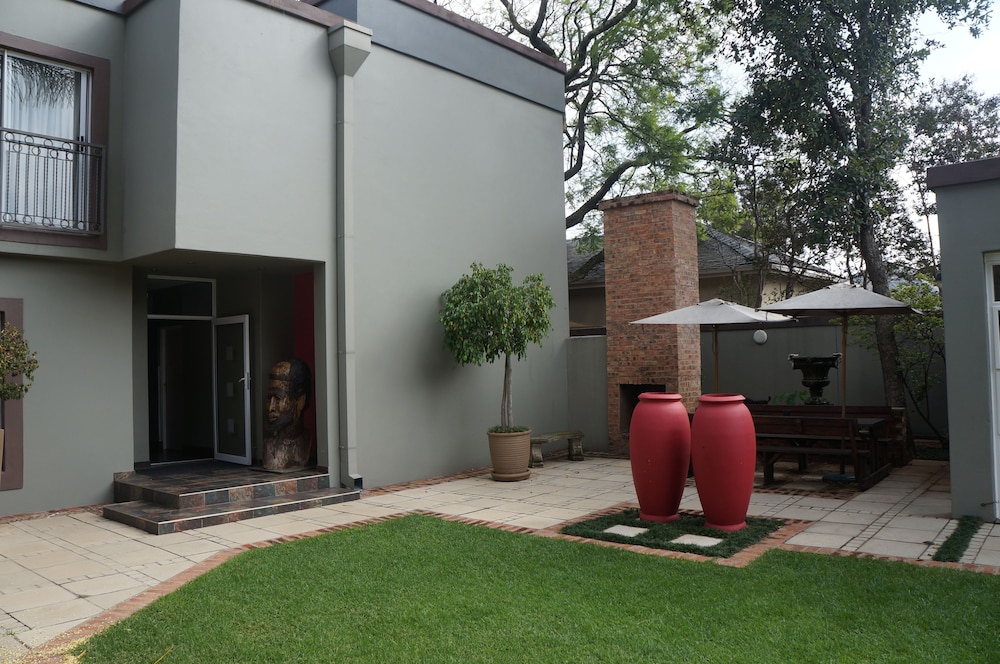 314 on Clark Guest House.