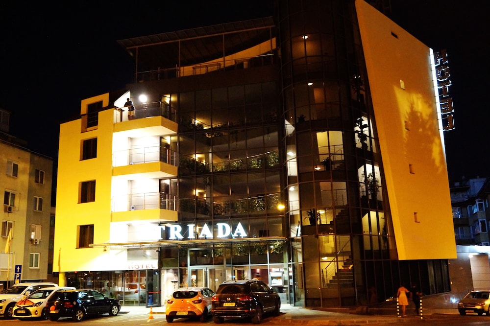 Hotel Triada.