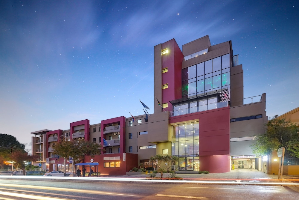 Protea Hotel by Marriott Pretoria Hatfield.