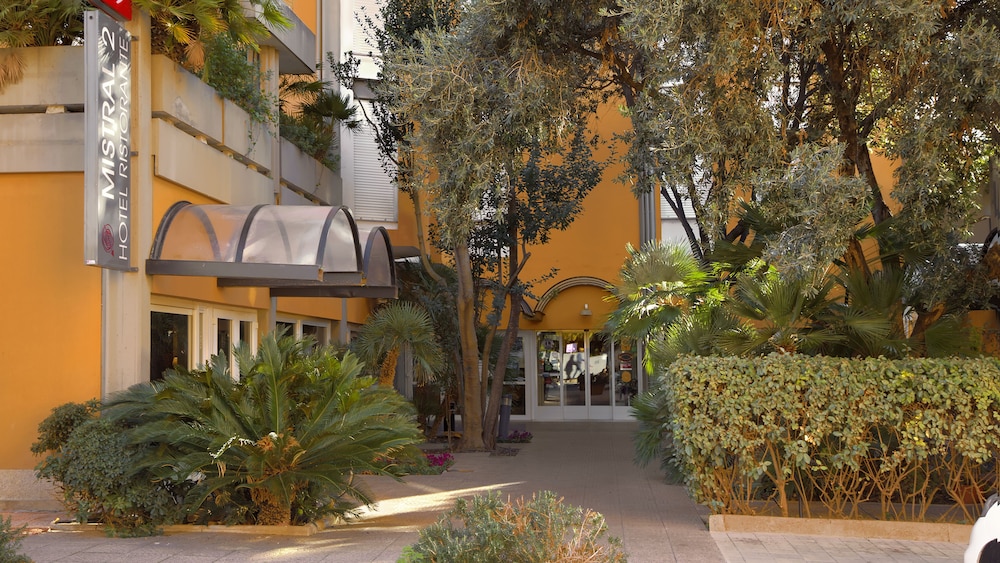 Hotel Mistral 2 afbeelding