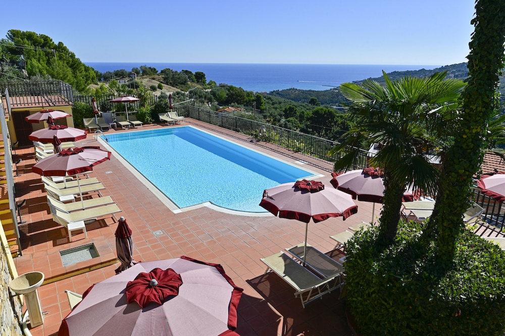 Hotel Liliana Diano Marina afbeelding