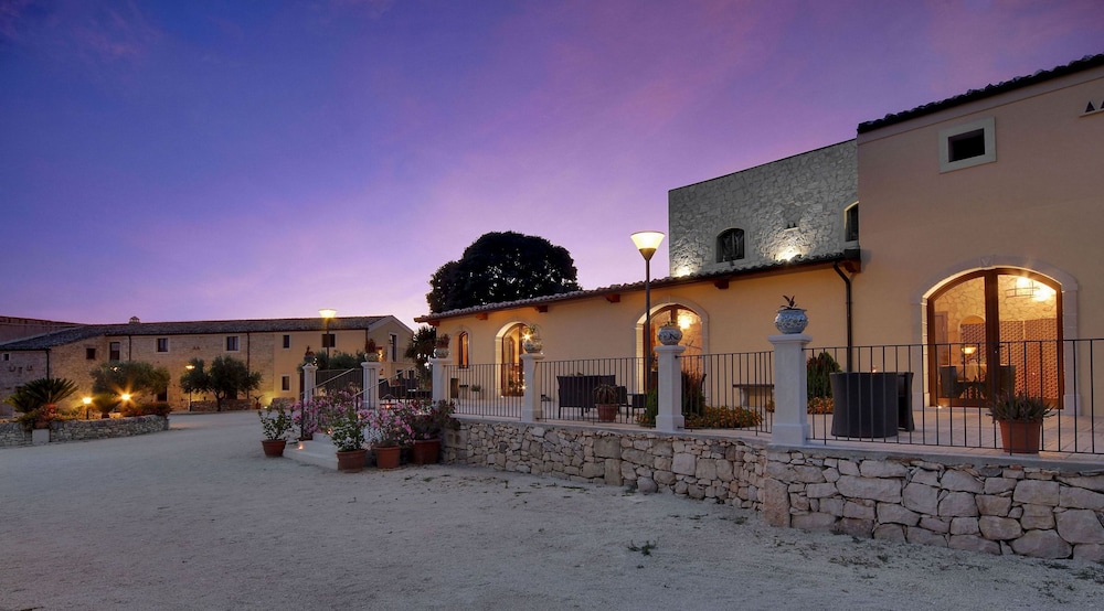 Artemisia Resort afbeelding