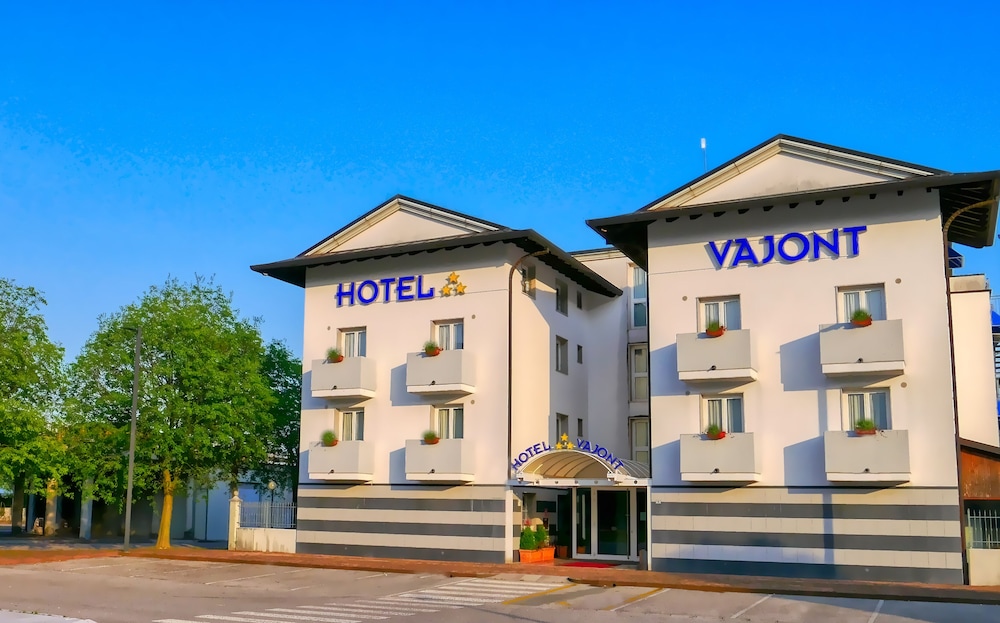 Hotel Vajont.