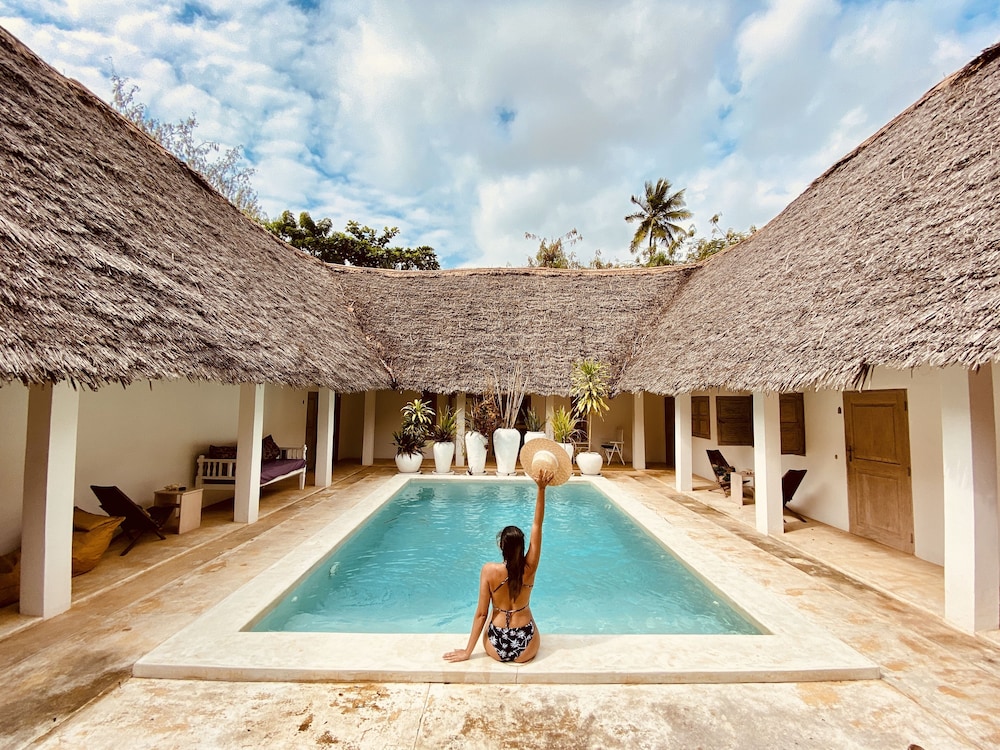 Sharazād Boutique Hotel.