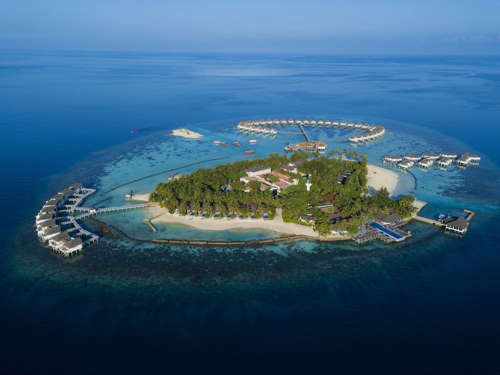 Machchafushi Island Resort&Spa Maldives, The Centara Collection