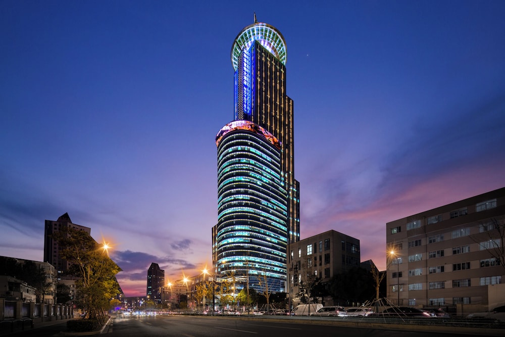 Novotel Shanghai Atlantis