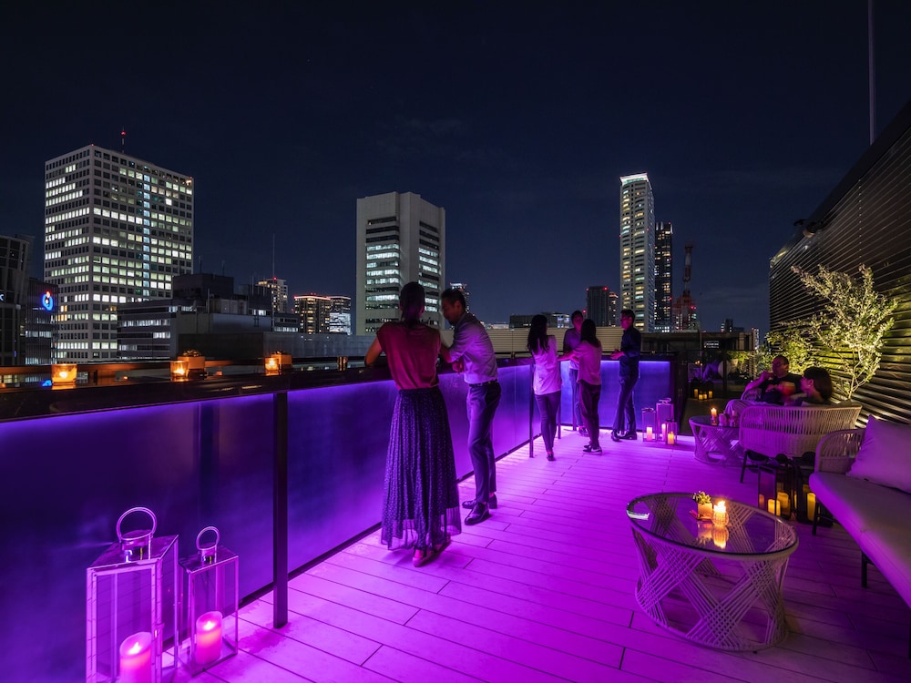 THE LIVELY OSAKA HONMACHI.