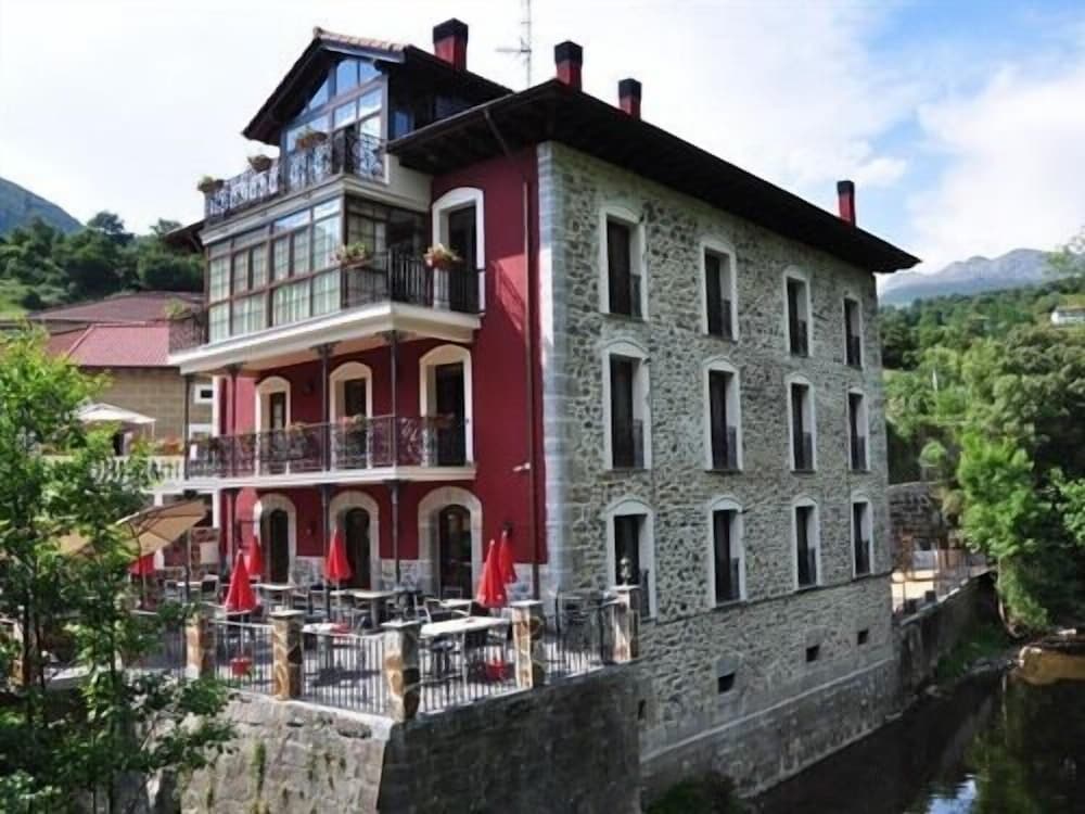 Akla Hotel La Casa Del Puente, Regules