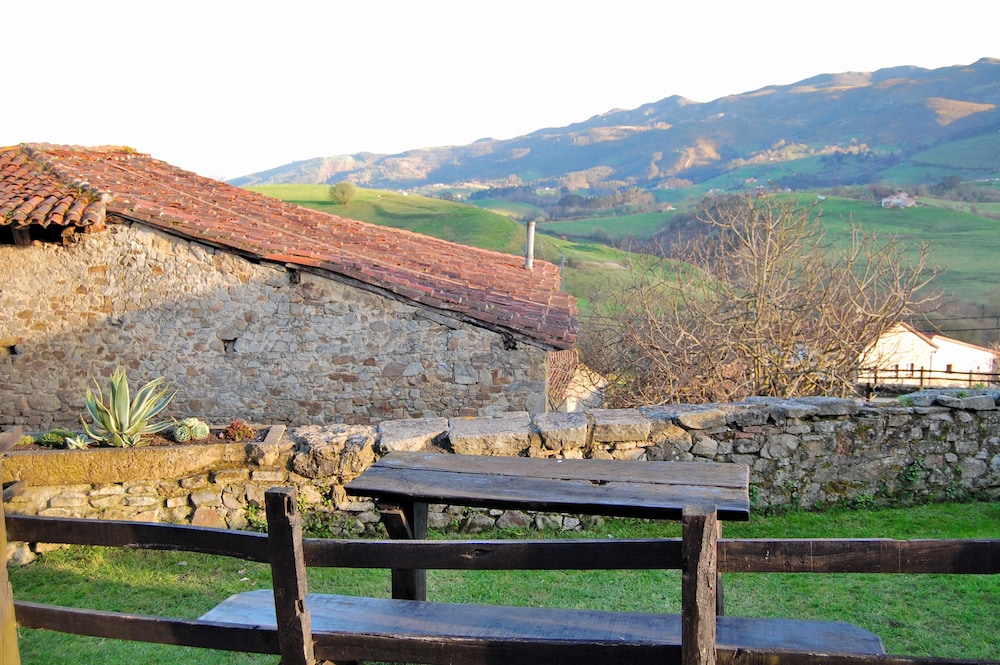 La Casona De Tresgrandas