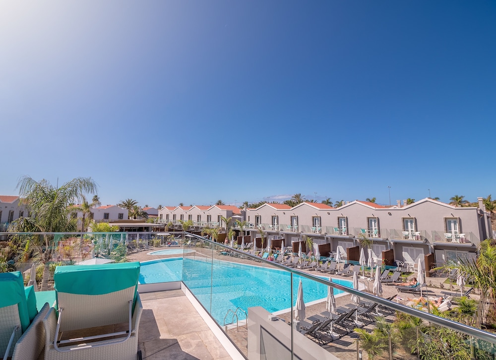 Hotel LIVVO Los Calderones - Adults Recommended