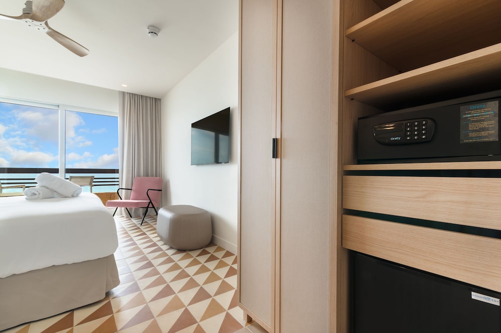 Akquaaa Boutique Hotel