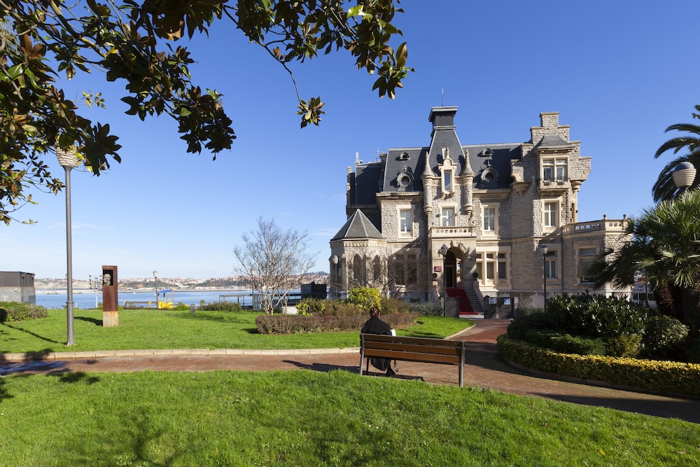 URH Palacio de Oriol Hotel afbeelding