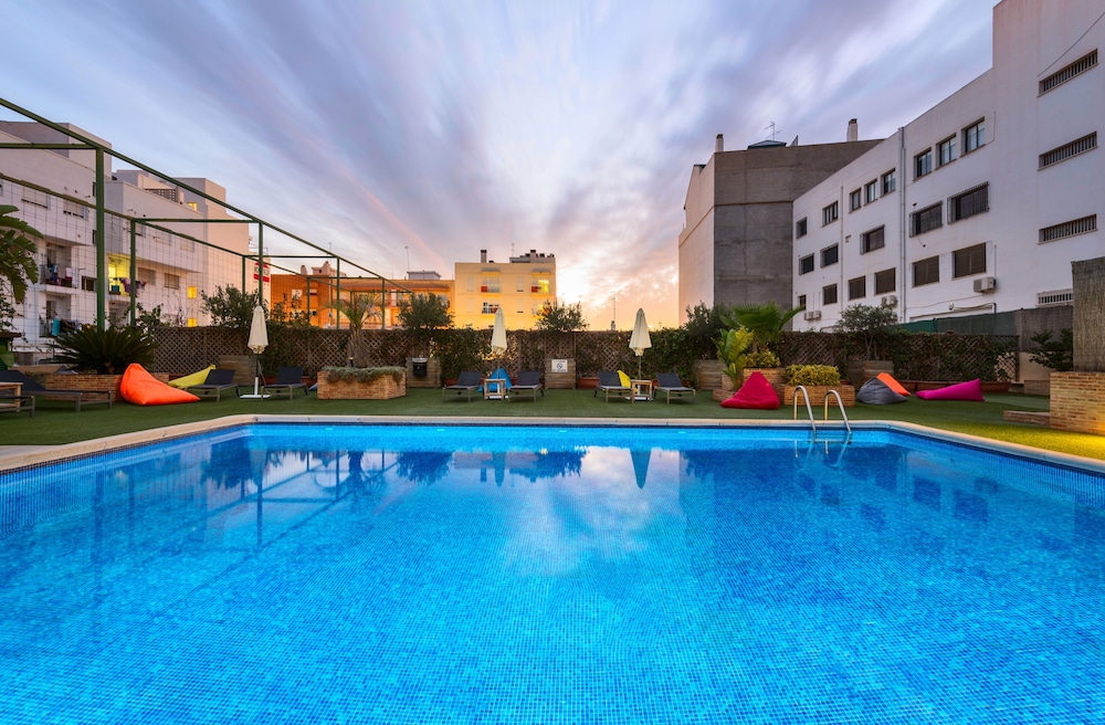 Hotel Port Feria Valencia afbeelding