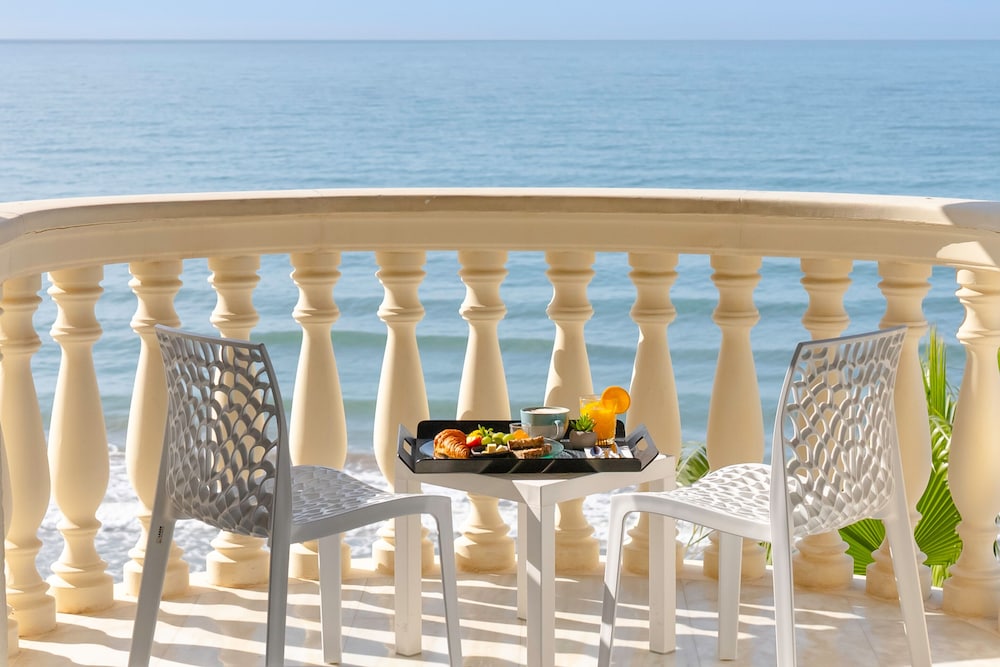 Hotel URH Sitges Playa