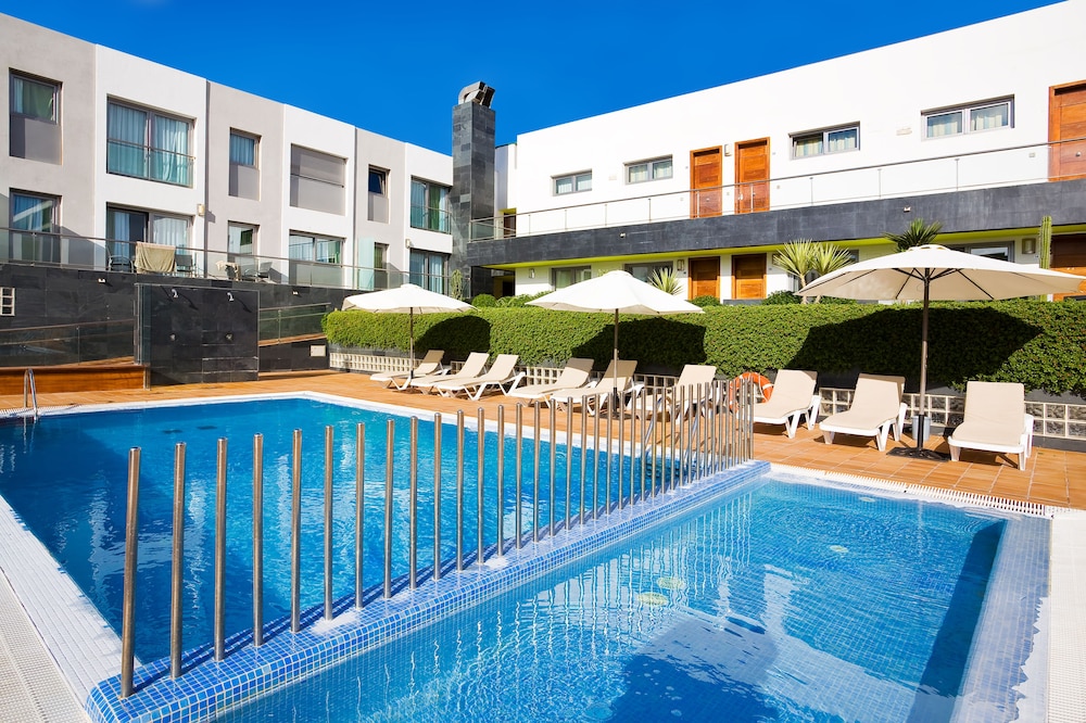 Hotel LIVVO Corralejo Beach