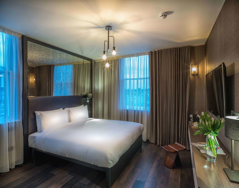 Camden Enterprise Hotel & Pub