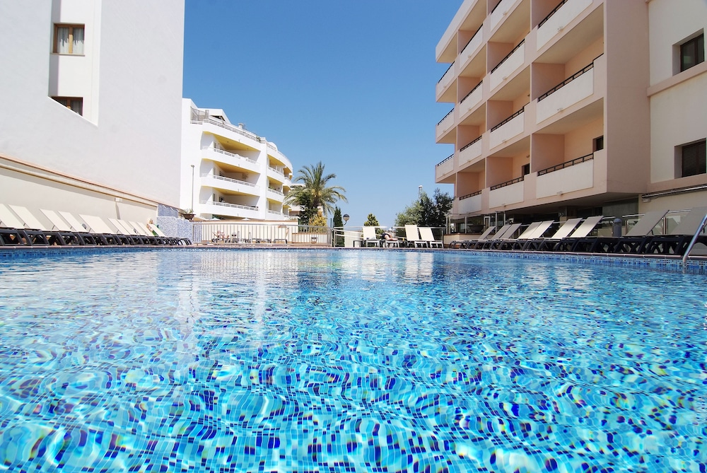 Invisa Hotel La Cala afbeelding