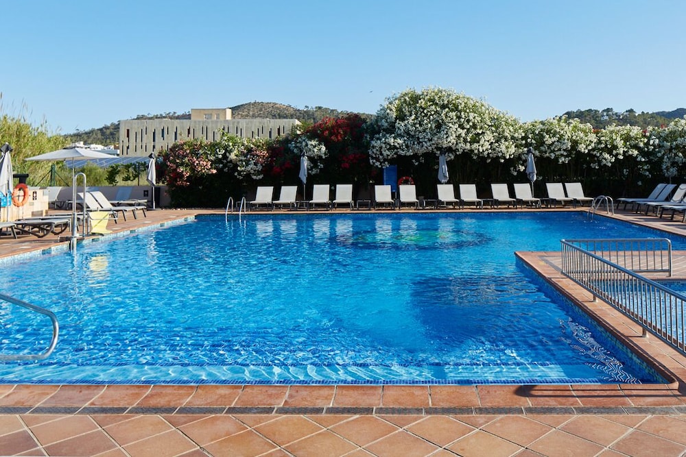 Invisa Hotel Es Pla - Adults Only afbeelding