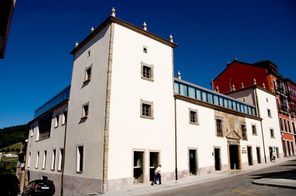 Hotel Palacio De Meras