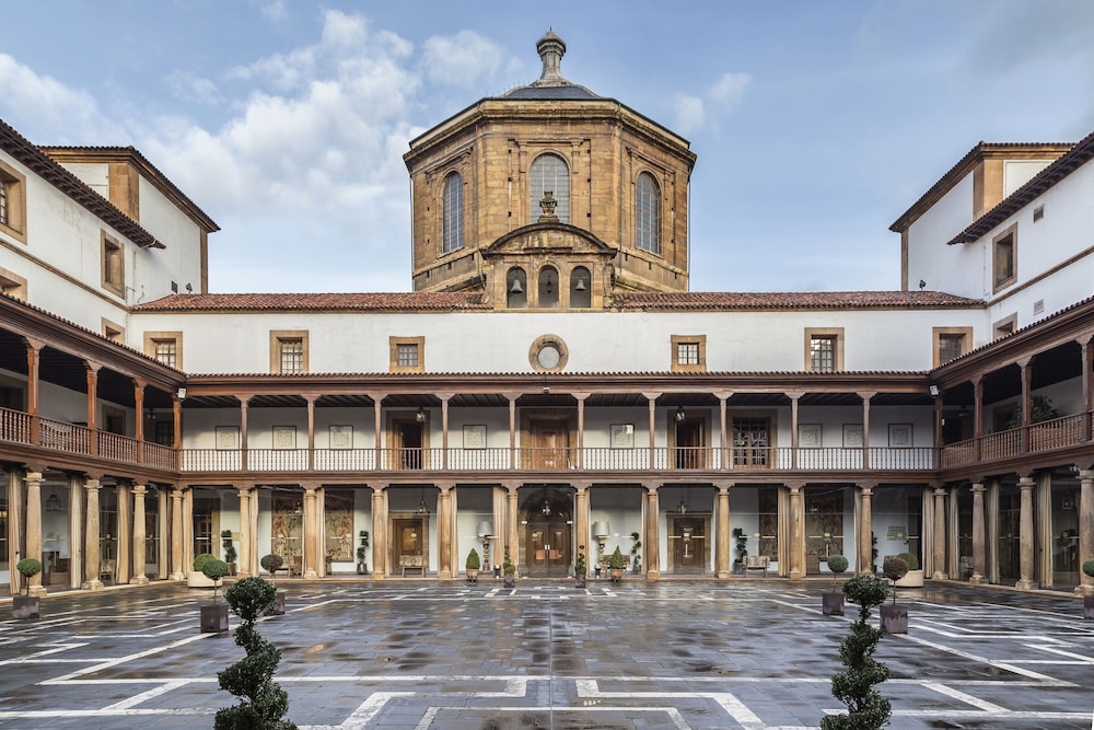 Eurostars Hotel De La Reconquista