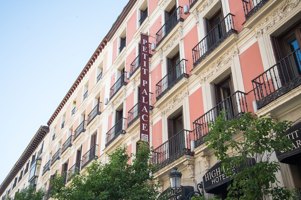Petit Palace Arenal afbeelding
