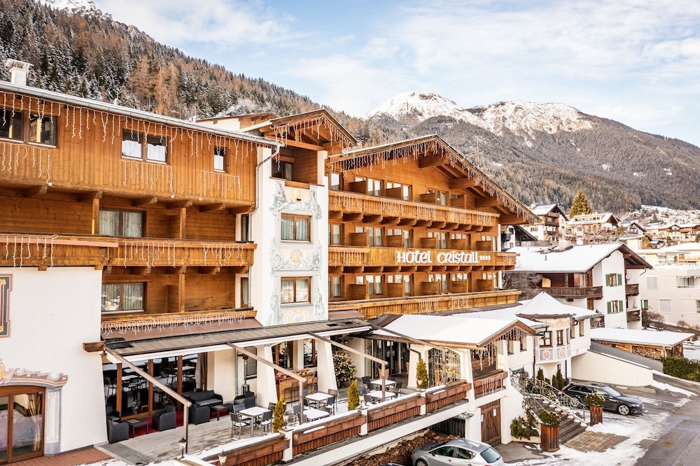 Sporthotel Cristall.