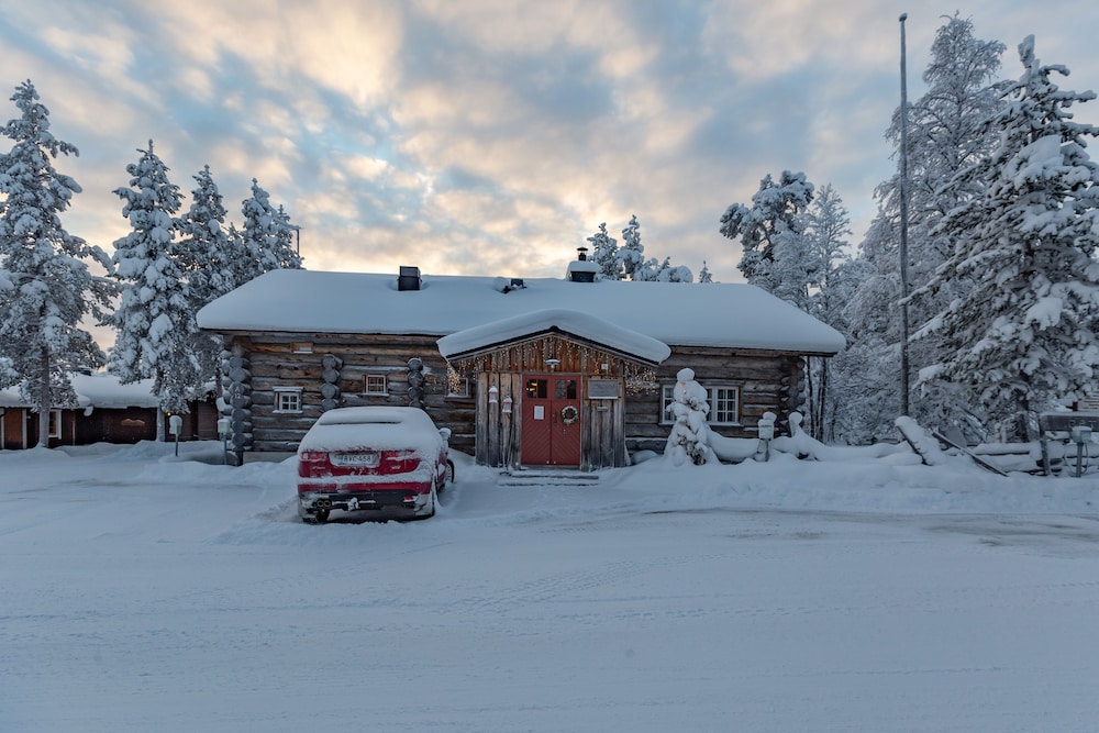 Kuukkeli Hirvas Suite