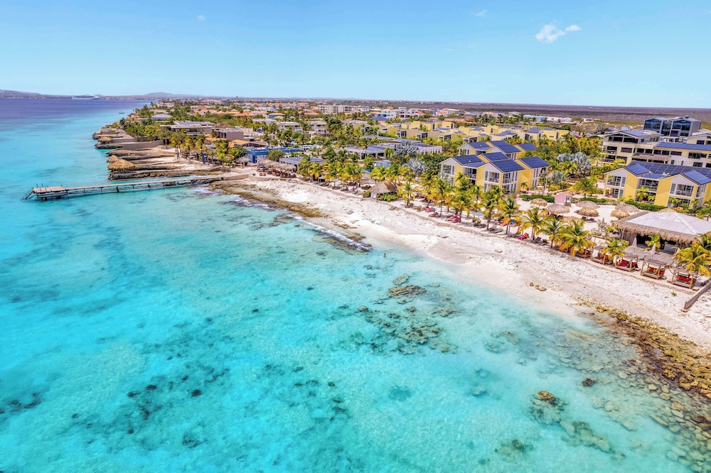 Delfins Beach Resort Bonaire, Tapestry Collection by Hilton afbeelding